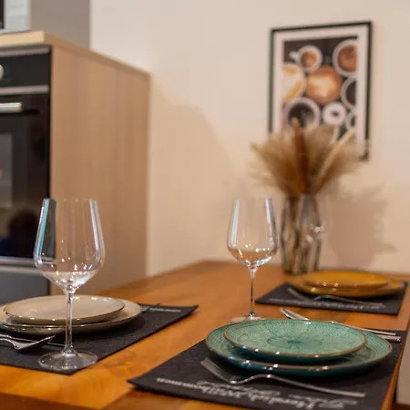 Soulscape Apartments LOFT Zwickau CityCenter mit TG-Stellplatz, Magenta-TV und Klima