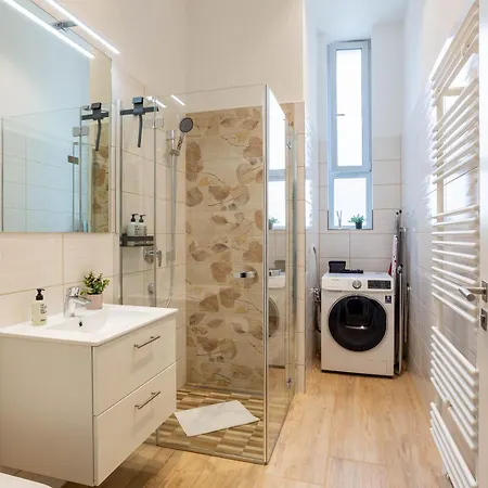 Soulscape Apartments LOFT Zwickau CityCenter mit TG-Stellplatz, Magenta-TV und Klima Zwickau